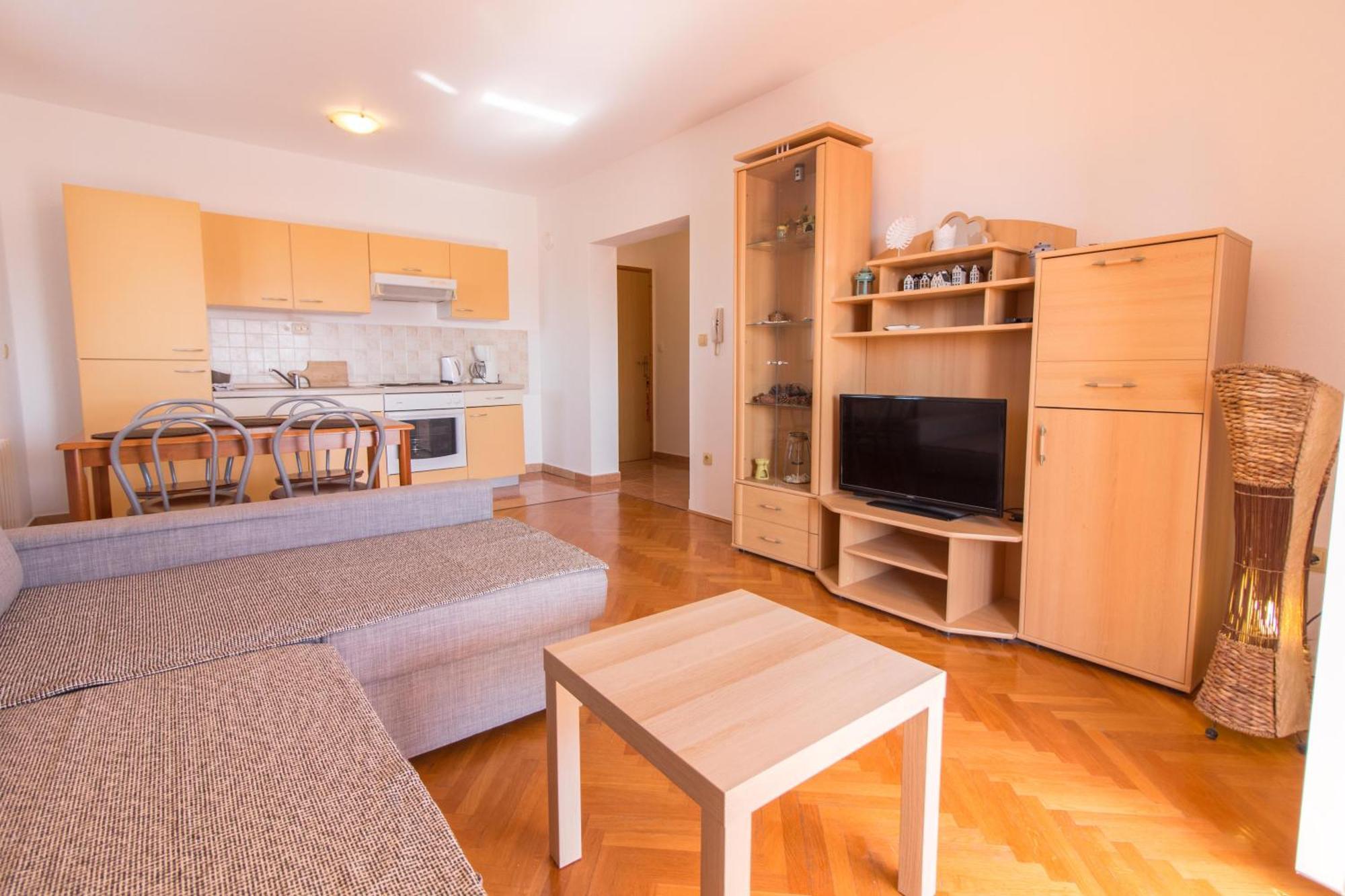 Malinska - Apartment Glavas Eksteriør billede