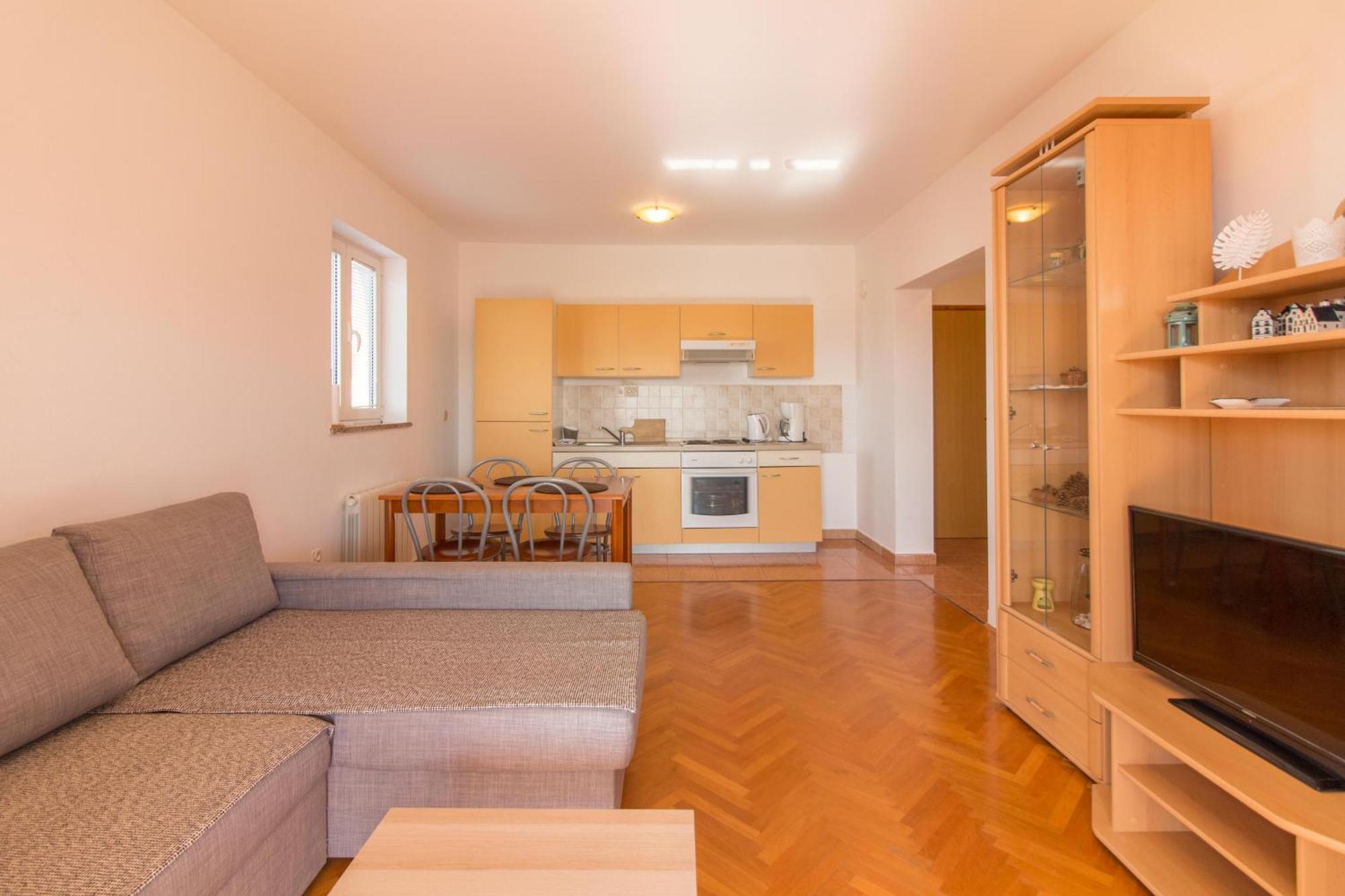 Malinska - Apartment Glavas Eksteriør billede
